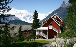 Kennicott Glacier Lodge